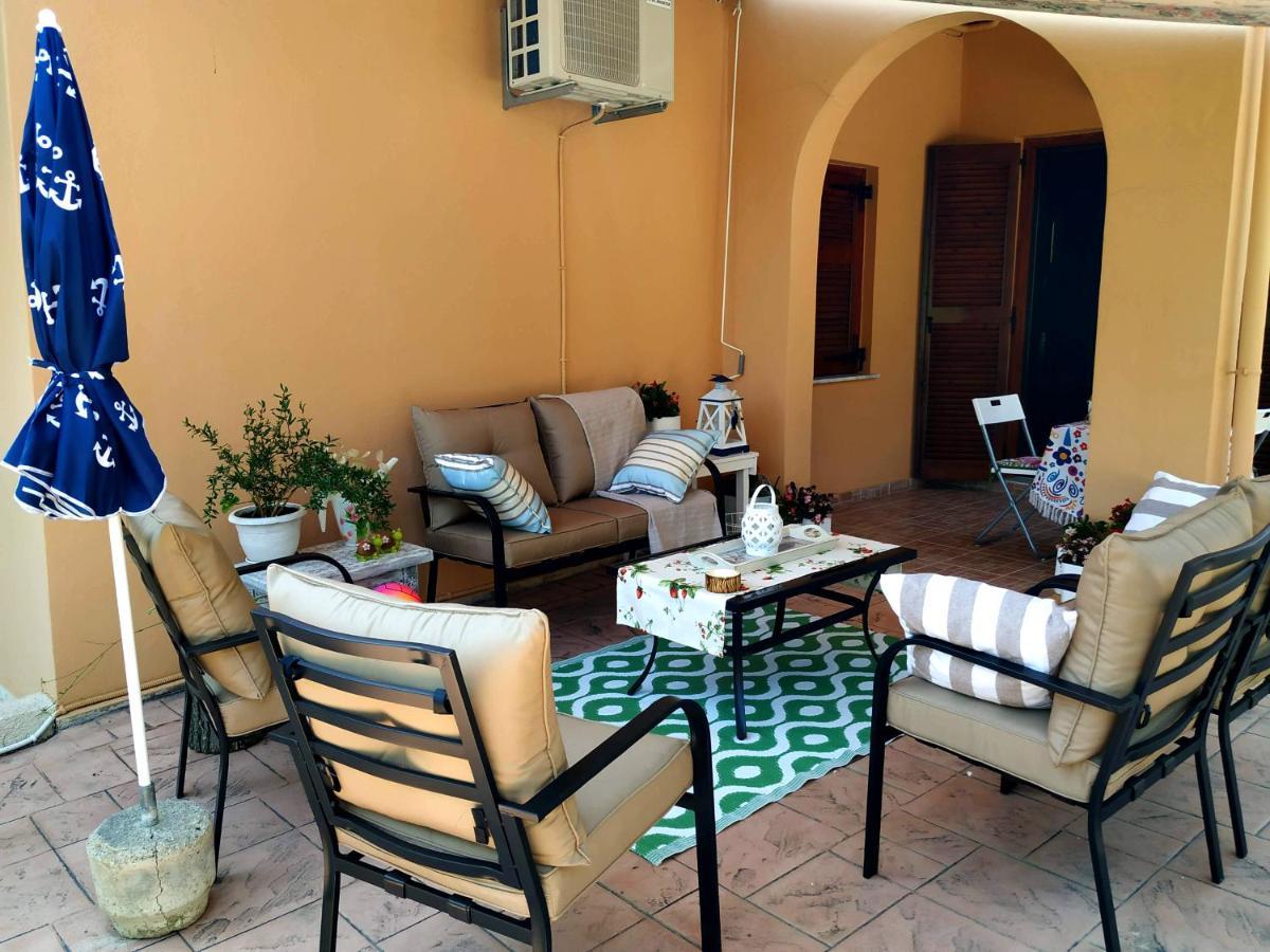 Family Holiday Apartment With Garden & Bbq Velonádes Dış mekan fotoğraf