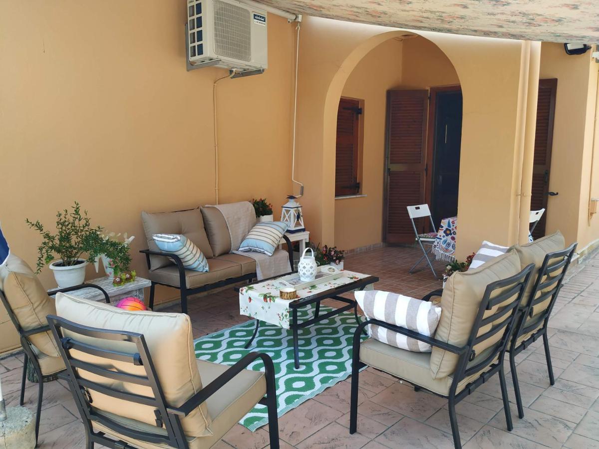 Family Holiday Apartment With Garden & Bbq Velonádes Dış mekan fotoğraf