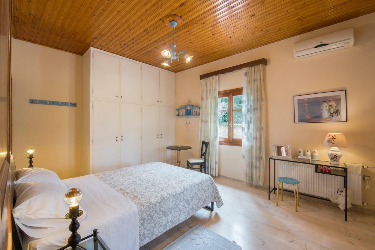 Family Holiday Apartment With Garden & Bbq Velonádes Dış mekan fotoğraf